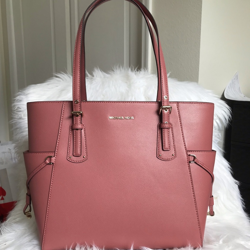 Firm❗️Michael Kors voyager tote shoulder bag - Picture 2 of 8